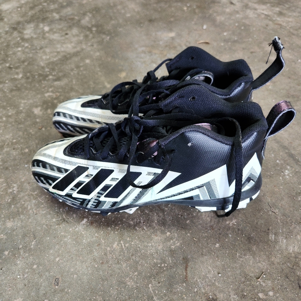Size 6 Black and White Athletic Cleats